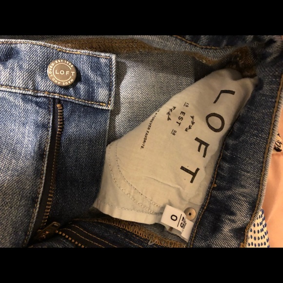 Loft jean shorts with LA HEARTS‎ tank. - Picture 5 of 9